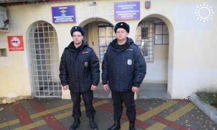 Полицейские отговорили пенсионерку от необдуманного поступка на Кубани