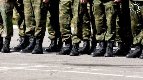 Больше тысячи краснодарцев отправятся в армию в осенний призыв