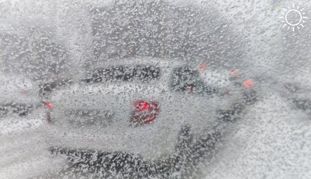 МЧС по Адыгее предупреждает о налипании мокрого снега