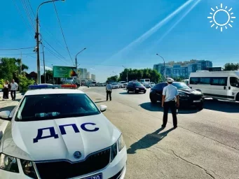 В Астрахани инспектора ДПС поймали на 18 липовых протоколах