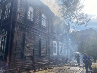 В центре Астрахани сгорел еще один жилой дом