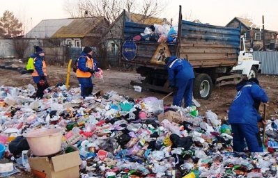 За зиму с улиц Астрахани вывезли более 2100 тонн мусора