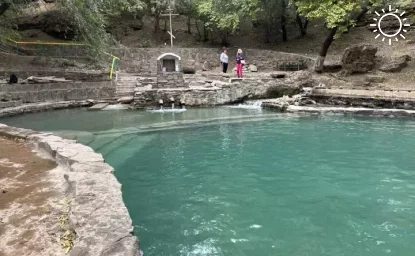 В Ростове вновь наполнили водой родник Гремучий