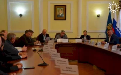 Власти и застройщики обсудили вопросы жилищного строительства в Астрахани