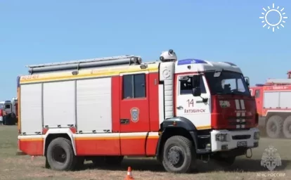 Ахтубинские пожарные вынесли из огня женщину без сознания и боролись за ее жизнь до приезда скорой