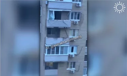 В Астрахани из-за взрыва газового котла разрушился балкон