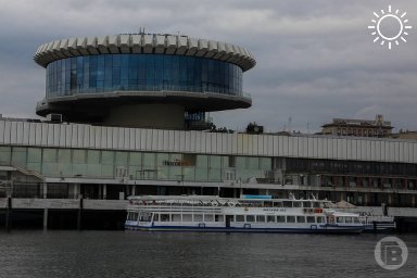 В центре Волгограда группа парней устроила драку