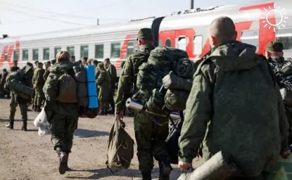 В Ростовской области осудили контрактника, напавшего на сослуживцев с ножом в поезде