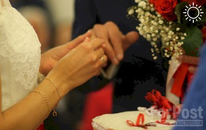 В Крыму объяснили уникальность и популярность шутливого свадебного марша