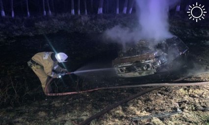 Один человек погиб и трое пострадали в ДТП с загоревшейся машиной в Адыгее