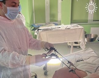 В Краснодаре хирурги впервые удалили женщине аппендицит на 38-й неделе беременности