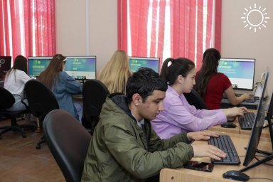 В Адыгее Статистический диктант написали более 200 студентов