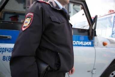 ГУ МВД: на Кубани в машине у полицейского нашли запрещенные вещества