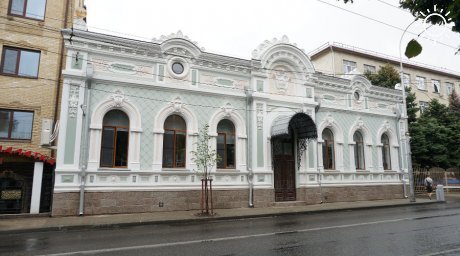 В Краснодаре отреставрировали фасад художественной школы имени Пташинского