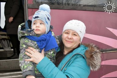 Группа детей с инвалидностью отправилась на реабилитацию в Подмосковье