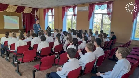 Игорь Седов провел для астраханских школьников урок о важном