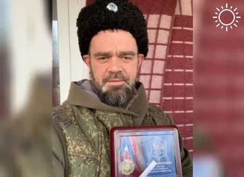 Астраханскому бойцу на передовой вручили медаль «Казачья доблесть»