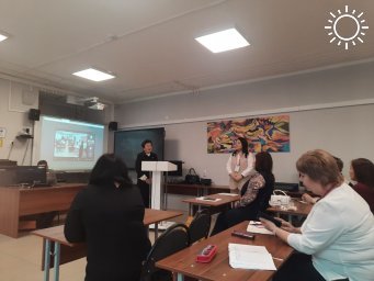 Воспитатели Калмыкии провели семинар с коллегами из ЛНР