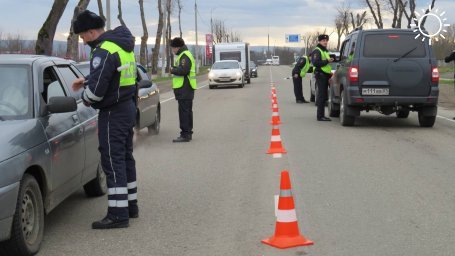 За первые дни нового года автоинспекторы в Адыгее задержали 20 нетрезвых водителей