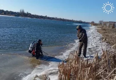 Астраханским спасателям в лютый мороз пришлось нырять в ледяную реку