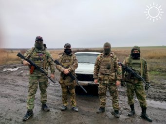 Жители одного из районов Калмыкии передали воинам еще один автомобиль