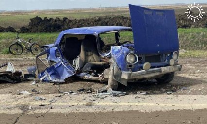 Пассажир легковушки пострадал в массовом ДТП с 4 машинами под Краснодаром