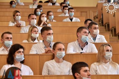 Глава Минздрава РФ заявил, что гордится студентами-медиками Донбасса и Новороссии