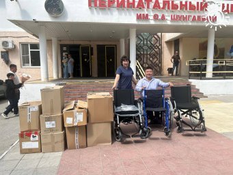 В Калмыкии перинатальному центру оказали адресную помощь