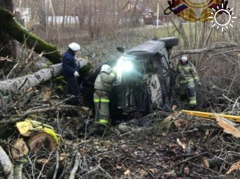 Пьяный лихач на BMW врезался в дерево в Горячем Ключе, пассажир иномарки погиб