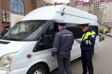 В Волгограде в ДТП с автобусами один человек погиб и 51 получили травмы