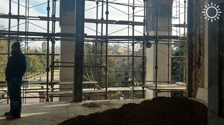 Подрядчик не выполнил работы на 3 млн рублей при ремонте театра в Керчи – прокуратура