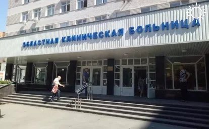 Руководство Ростовской областной клинической больницы решило купить себе дорогой кроссовер