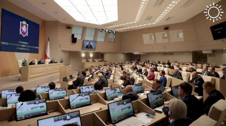 Парламент Крыма утвердил бюджет-2024 с доходами в 200 млрд рублей