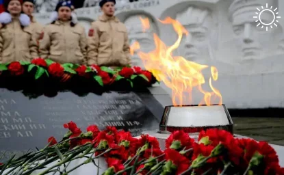 В Ростовской области зажгли новый Вечный огонь на братской могиле