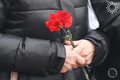 В Волгограде похоронили погибшего в зоне СВО начальника ЖЭУ