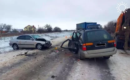 Один человек погиб и четверо пострадали в ДТП в Ростовской области