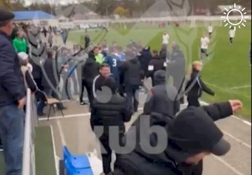 На футбольном матче в Адыгее произошла массовая драка