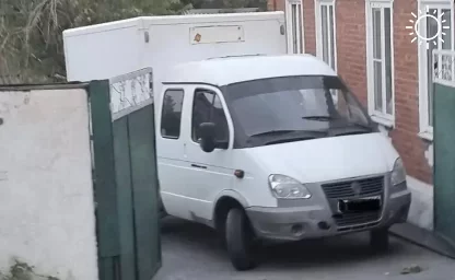 В Ростовской области «Газель» без водителя насмерть задавила мужчину