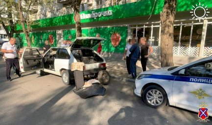 В Волгограде в машине у водителя "под кайфом" нашли наркотики