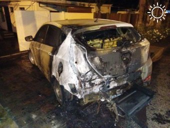В Геленджике конфликт на дороге обернулся поджогом одной из машин