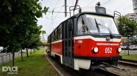 В Краснодаре у половины муниципальных автобусов, трамваев и троллейбусов нет кондиционеров