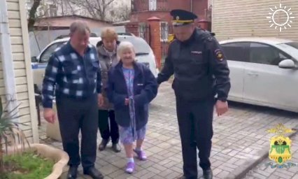 Полицейские нашли пенсионерку, потерявшуюся во время шторма в Новороссийске