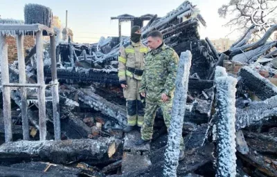 Следком: в ночном пожаре в Астрахани погибли три человека