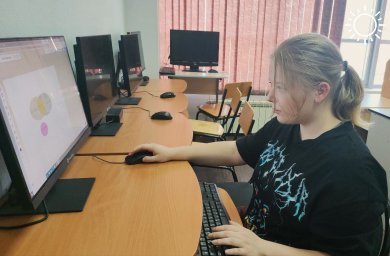 Как в Адыгее студенты не ИТ-направлений осваивают цифровые профессии, расскажут на всероссийском марафоне «Цифровых кафедр»