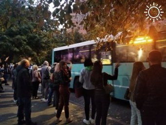 50 луганских школьников отправились на отдых в Чеченскую Республику
