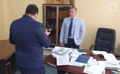 Заместитель главы администрации Волгодонска Игорь Столяр отстранён от работы за сокрытие второго гражданства