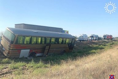 Под Волгоградом столкнулись два пассажирских автобуса