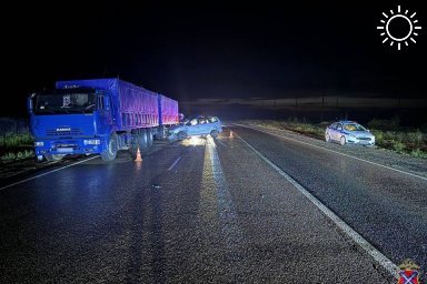 Молодой пассажир "Хендэ" погиб в ДТП с зерновозом под Волгоградом