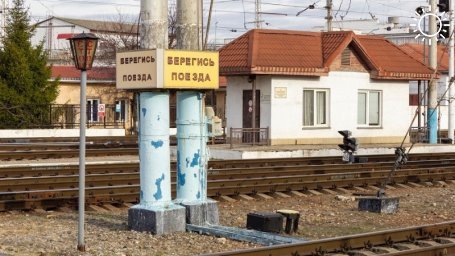 Юная жительница Севастополя погибла под колёсами электрички в Крыму
