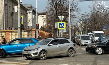 В Краснодаре по нацпроекту модернизируют 74 светофора